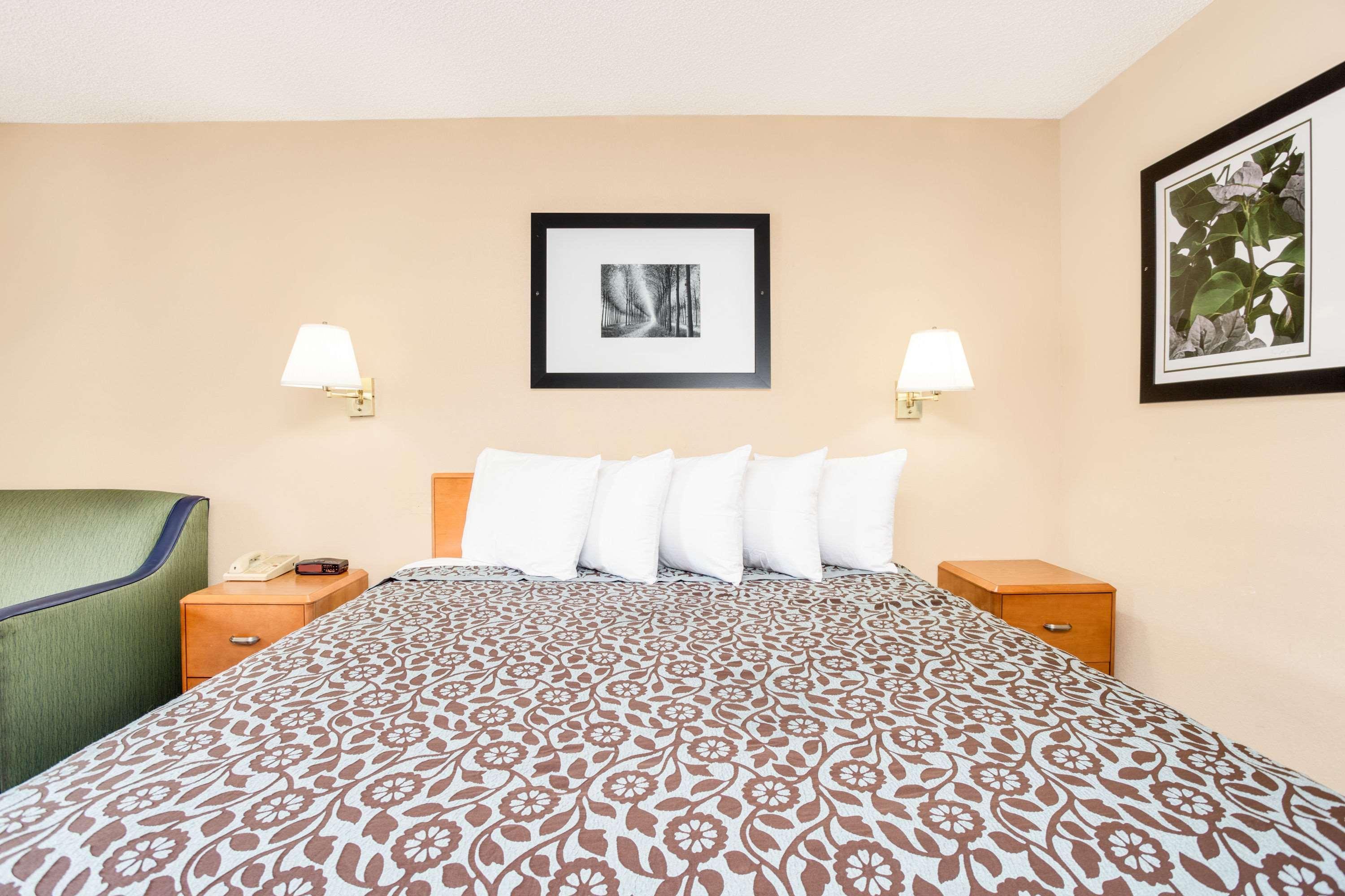 Americas Best Value Inn Aiken Exteriör bild